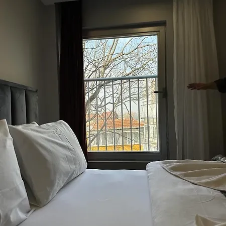 Torch Hotel *