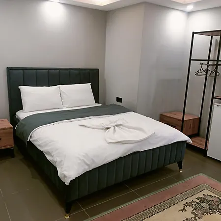 Hotel Torch *