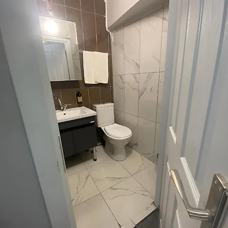 Hotel Torch *